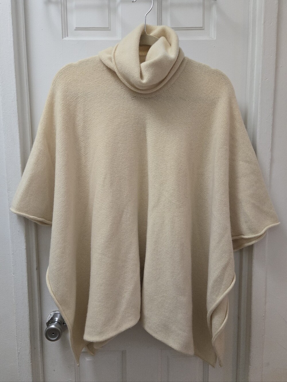 INHABIT 100% Cashmere Cream Turtleneck Poncho Small Luxury Layering High End